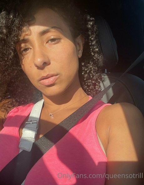 blonde shemale onlyfans free nude photos