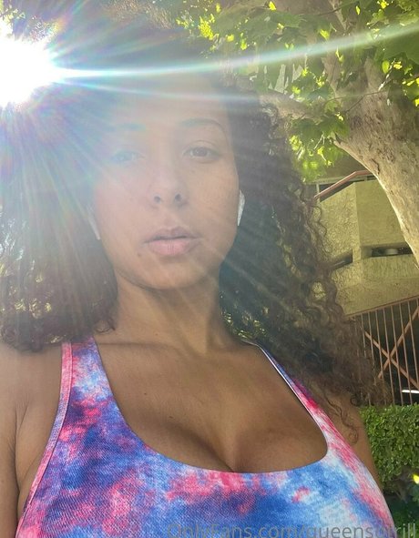 QueenSoTrill erotic pornstar pic