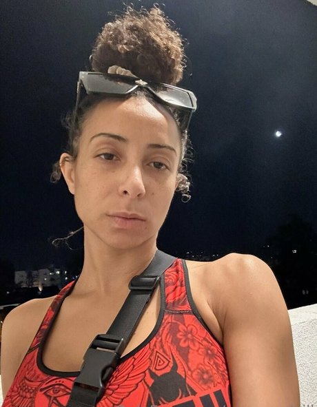 QueenSoTrill exclusive star picture