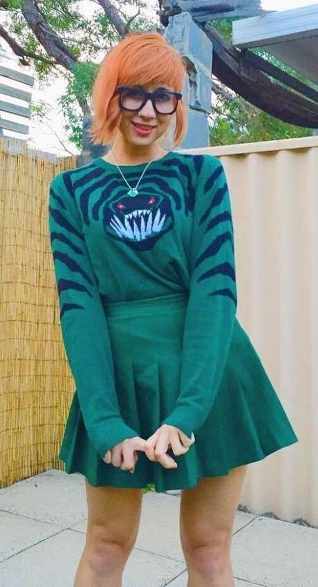 Sinneddonut actress picture