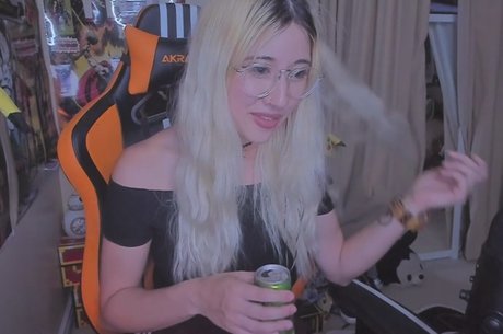 Sinneddonut naked pornstar gallery