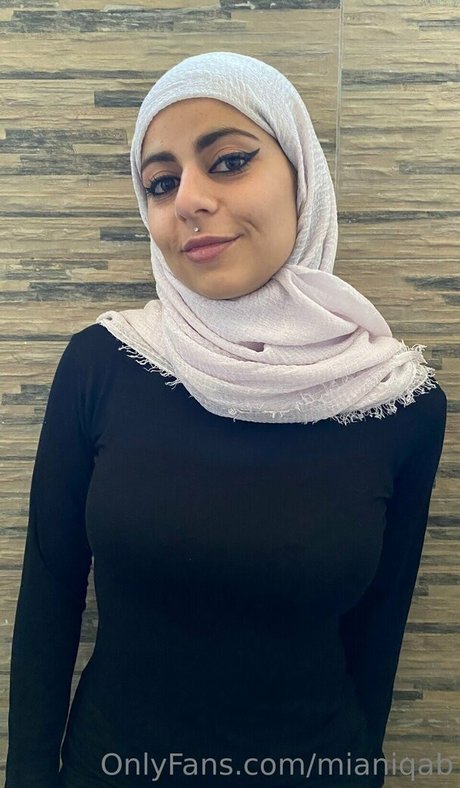 Mia Niqab high quality actress image