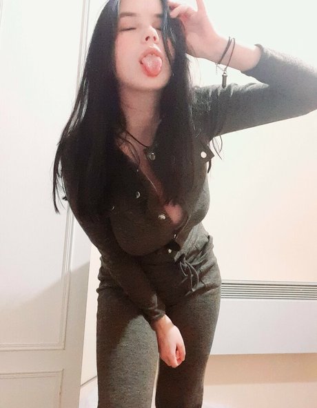 bella ruiz pretty actress galleries