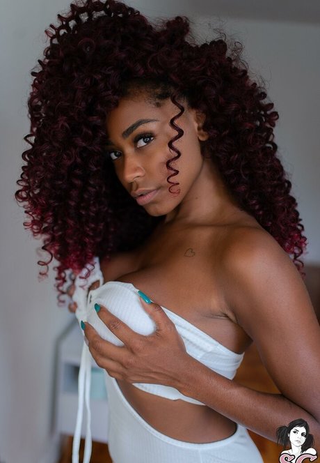 Yasantana erotic model galleries