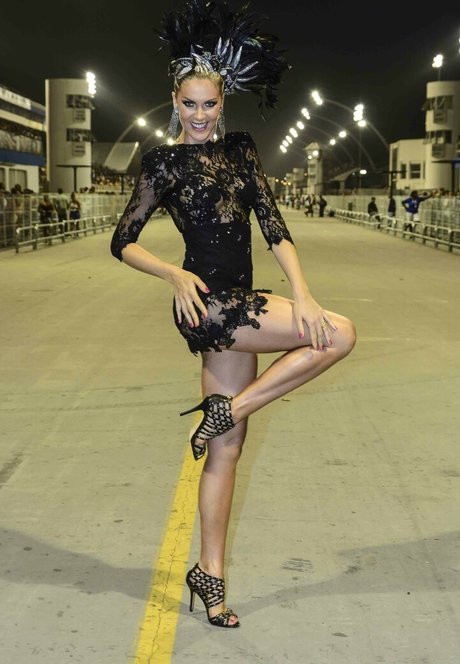 Ana Hickmann nice model photo