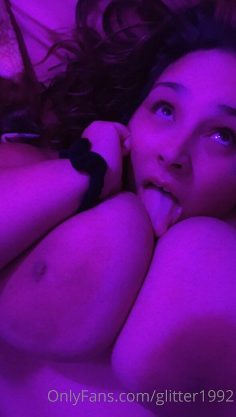 glitter1992 xxx pornstar archive