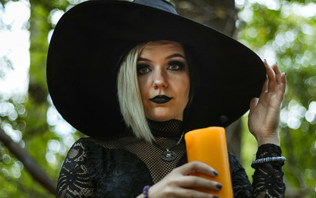 cyanelawless sexy model picture