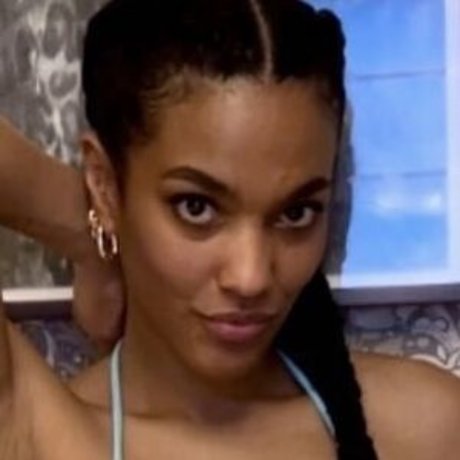 Freema Agyeman model perfect pic