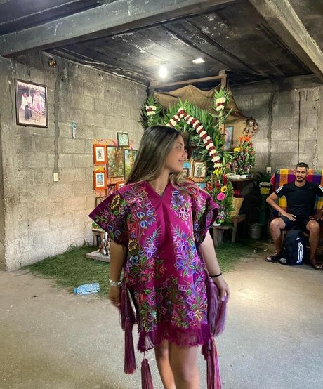 Gal Haitin pretty actress img