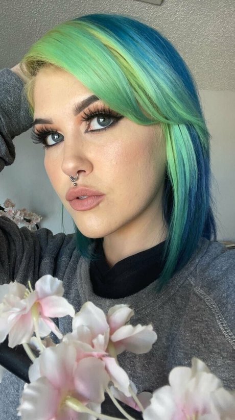 lanalove2323 hot pornstar pic