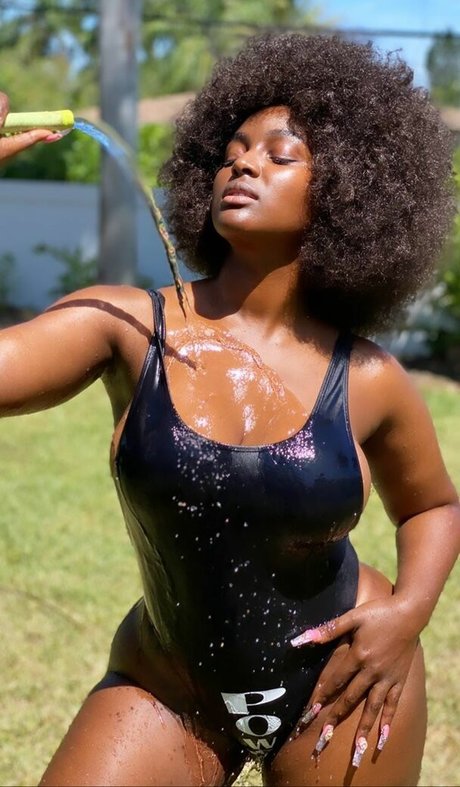 Amara La Negra actress picture