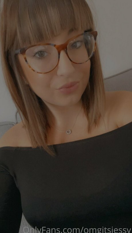 curvy kitty onlyfans porn images