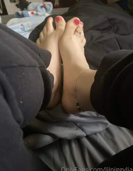 lilpiggylia high quality model pic