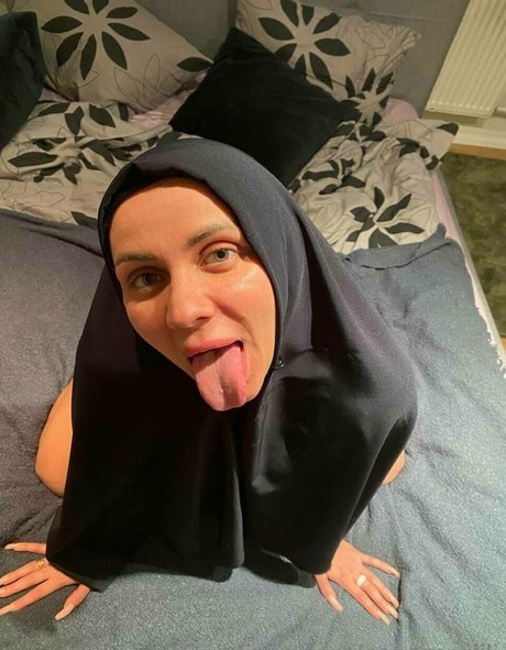 conamorlili model perfect pics