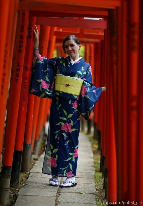 18 nude onlyfans free xxx gallery