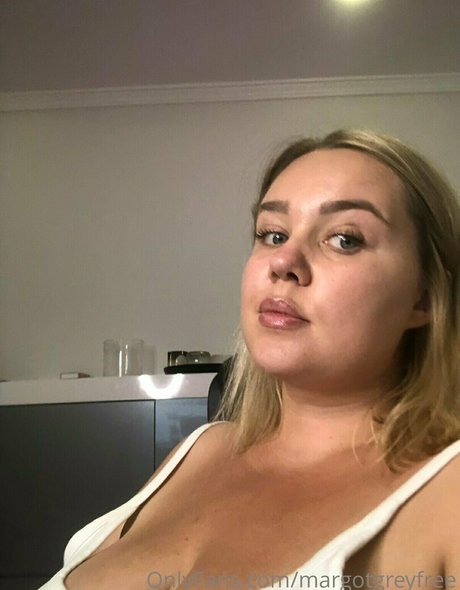 margotgreyfree sexy actress gallery