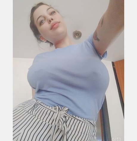 genesis18 pretty star photo