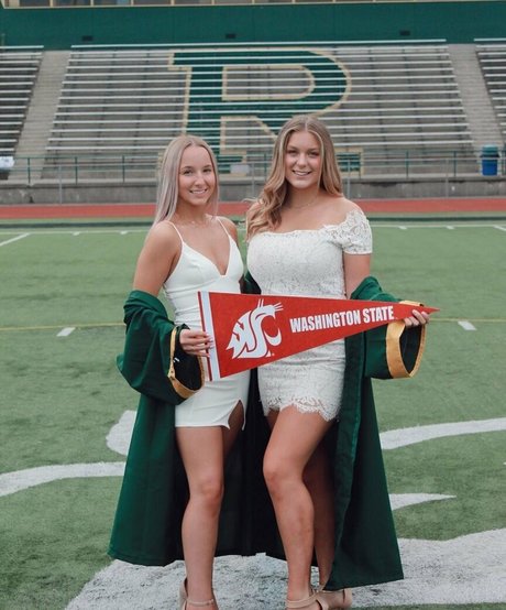 Whitney T pornographic model pic