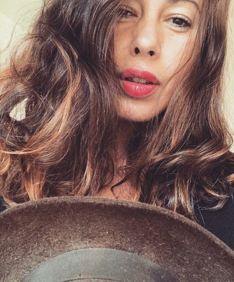 Serena Roberti model nude photo