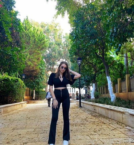 whore wife onlyfans perfect pic