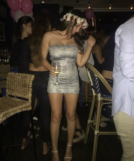 Shira Shabat naked model photos