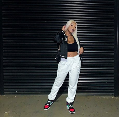 thecleopatraway xxx star picture