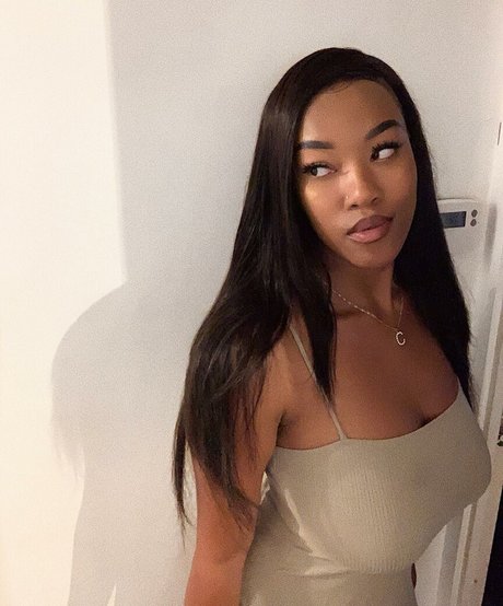 thecleopatraway model best pictures