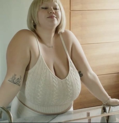 Tushy420 pretty star photos