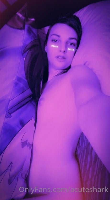 acuteshark model nude gallery