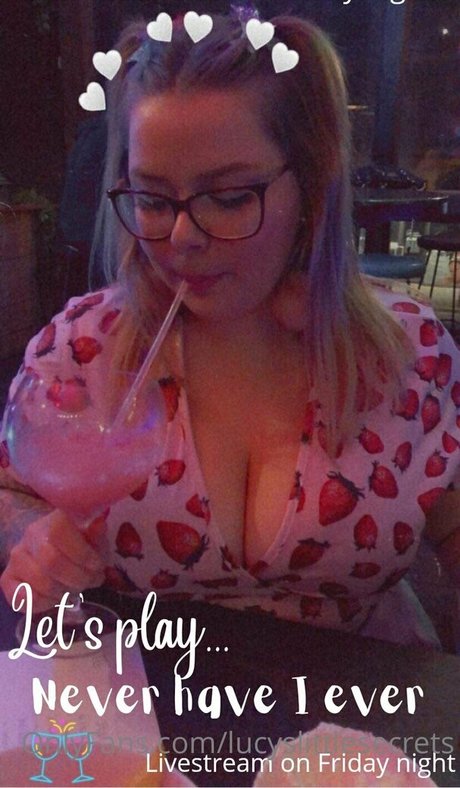 lucyslittlesecrets sexy pornstar pic