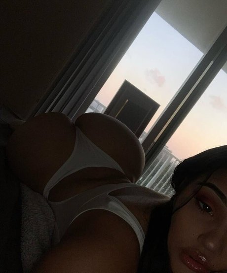 MulanVuitton model porn images