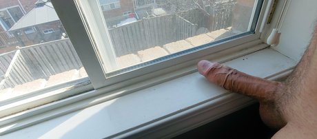 hunganduncut star sex pic