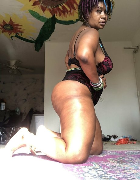 universallovvvve star nudes images