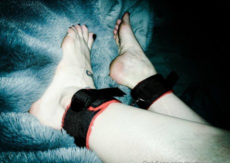 mistressarya02 adult star img