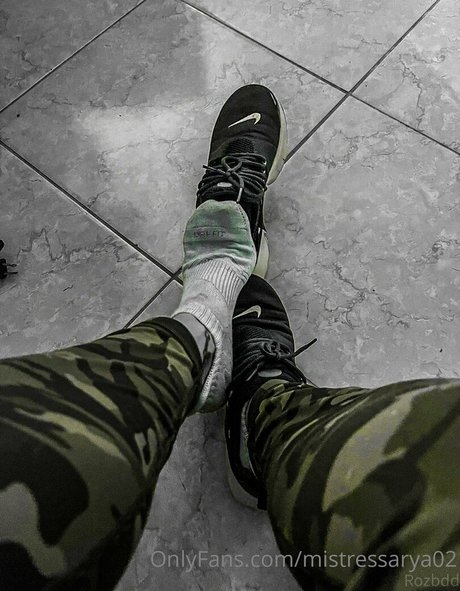 mistressarya02 model sexy image