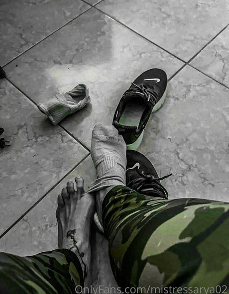 mistressarya02 exclusive model pics