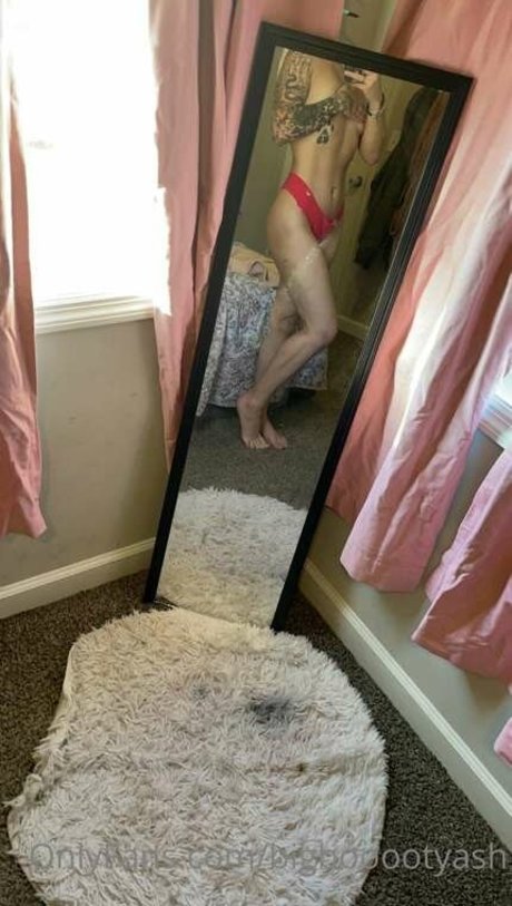 Ashley Sikes star art picture