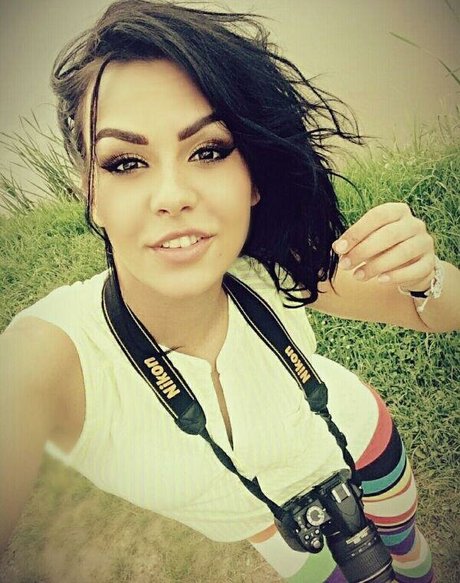 Alessyanadine perfect actress img