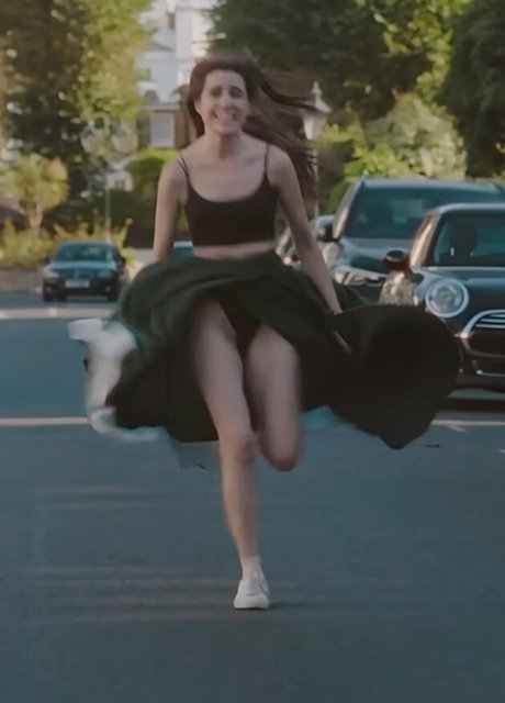 Dodie Clark Quick photo