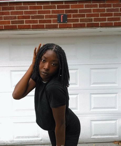 ratigoddest model erotic img