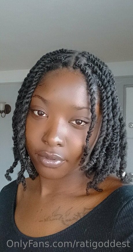 ratigoddest art actress archive