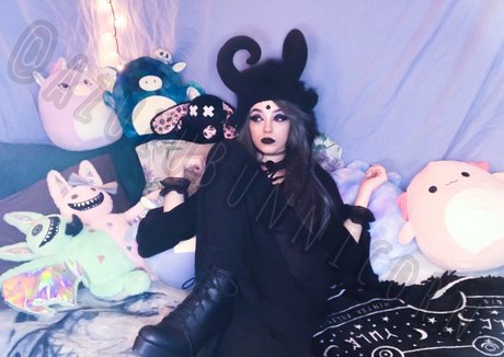 azuzubunnicorn naked actress photo