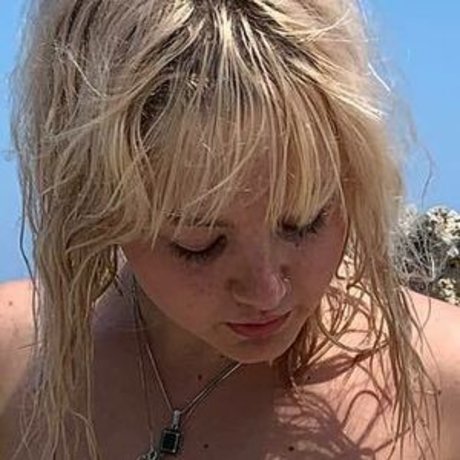 hooters onlyfans free porn image