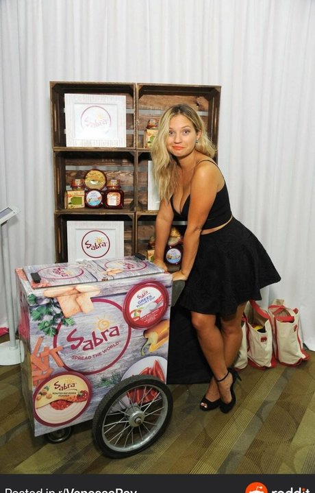 Vanessa Ray best star img