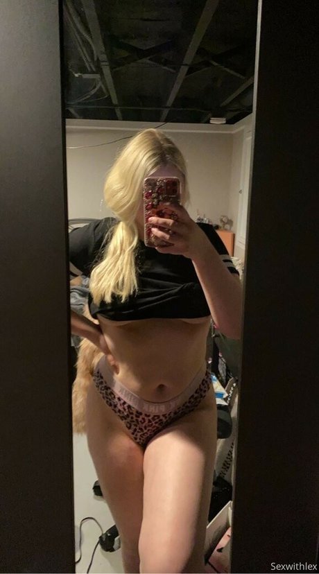 sexwithlex model pictures