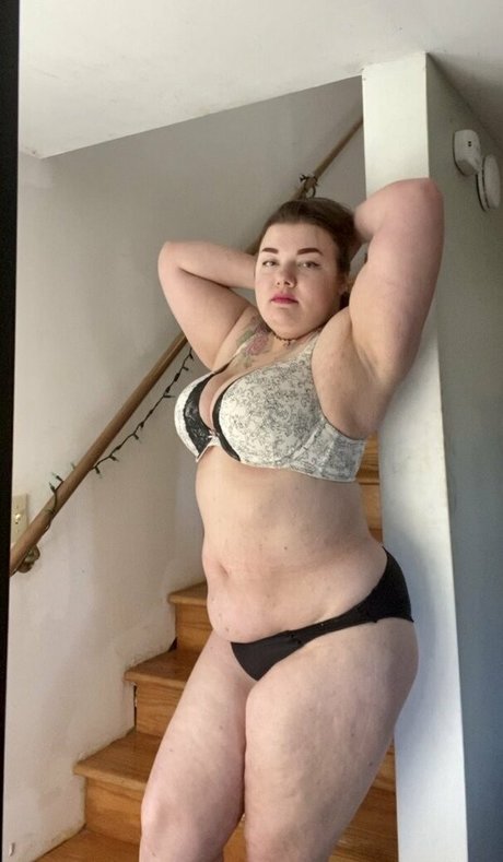 rubberfoxx pornstar adult pics