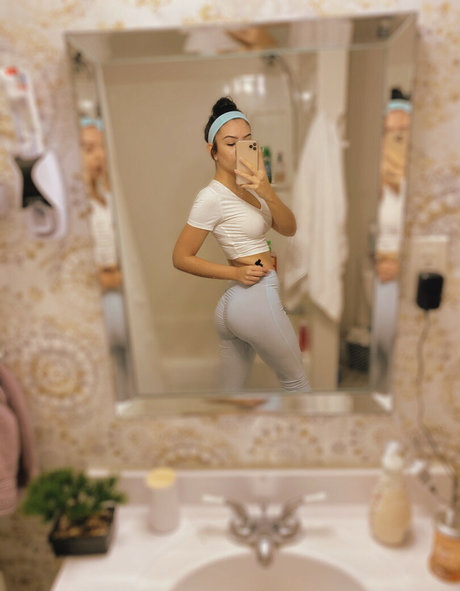 silkyvinyl nice model archive