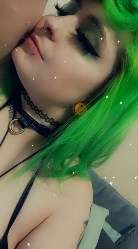 littlekittenn star pics