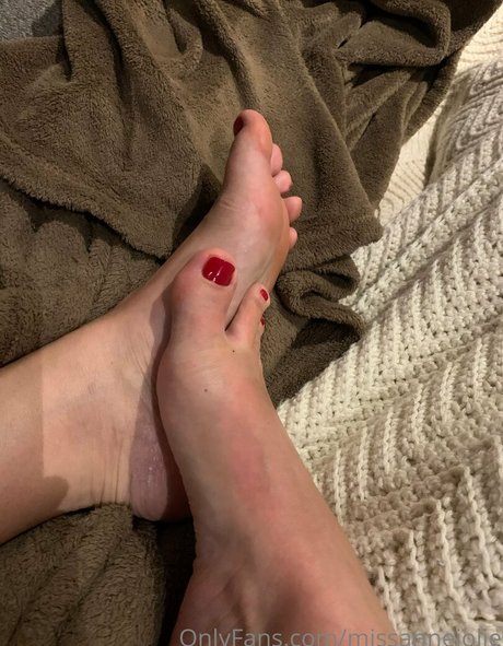 missannejolie nude star pic