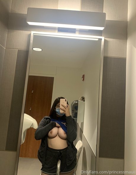 lexiiperezzz model erotic photo